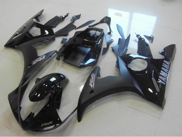 2003-2004 Yamaha YZF R6 Motorcycle Fairings - Glossy Black Matte Black Silver Decals UK Manufacturers
