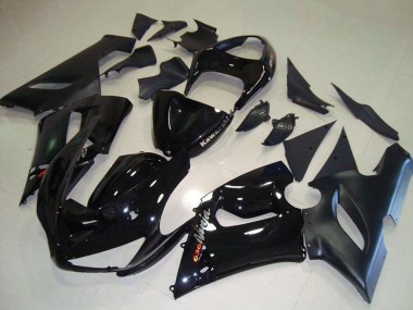 2005-2006 Kawasaki ZX6R Motorcycle Fairings - Glossy Black Matte Black Silver Red UK Manufacturers