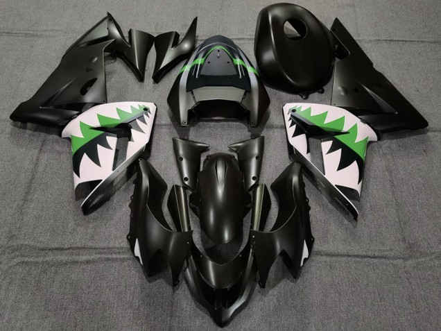 2004-2005 Kawasaki ZX10R Motorcycle Fairings - Matte Black and Green UK Manufacturers