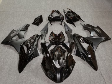 2009-2014 BMW S1000RR Motorcycle Fairings - Glossy Black Matte Black Carbon Fiber UK Manufacturers