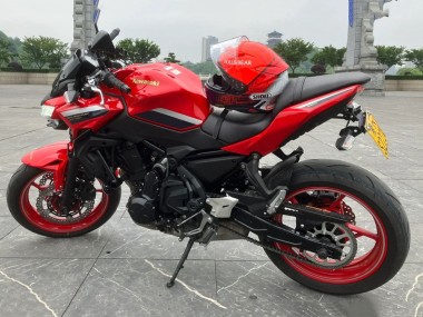2020-2023 Kawasaki Ninja Z650 Motorcycle Fairings - Red Black UK Manufacturers