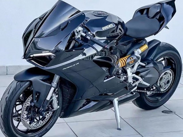 2020-2024 Ducati Panigale V2 Motorcycle Fairings - Black UK Manufacturers