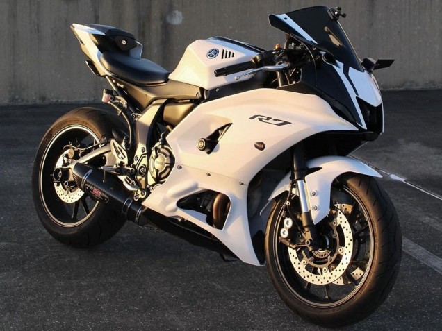 2021-2024 Yamaha YZF R7 Motorcycle Fairings - Glossy White UK Manufacturers