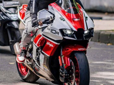 2021-2025 Kawasaki ZX10R Motorcycle Fairings - White Red Black UK Manufacturers