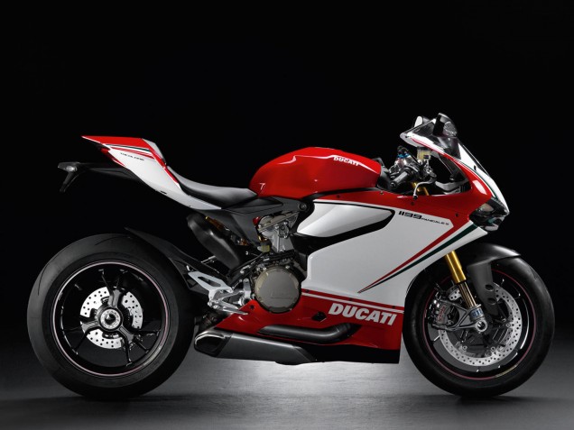 2011-2014 Ducati 1199 Motorcycle Fairings - White Red Green Glossy Black UK Manufacturers
