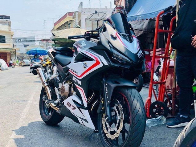 2016-2018 Honda CBR500R Motorcycle Fairings - White Red Matte Black UK Manufacturers