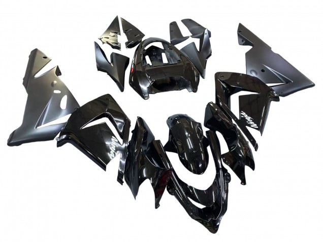 2004-2005 Kawasaki ZX10R Motorcycle Fairings - Glossy Matte Black Ninja UK Manufacturers