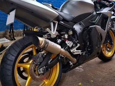 2003-2004 Yamaha YZF R6 Motorcycle Fairings - Matte Grey Matte Black Gold Decals UK Manufacturers