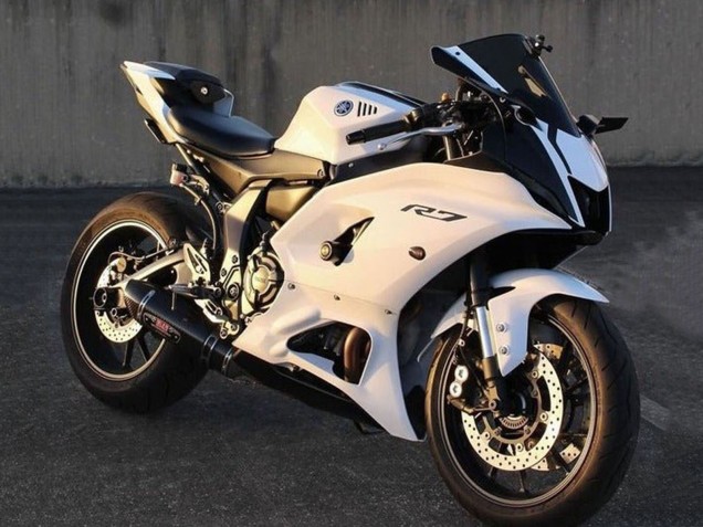 2021-2024 Yamaha YZF R7 Motorcycle Fairings - White Black UK Manufacturers