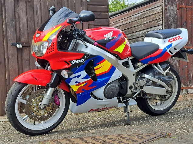 1996-1997 Honda CBR900RR 893 Motorcycle Fairings - White Red Blue Yellow UK Manufacturers